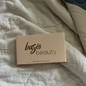 Basie Beauty Bronzy AF
